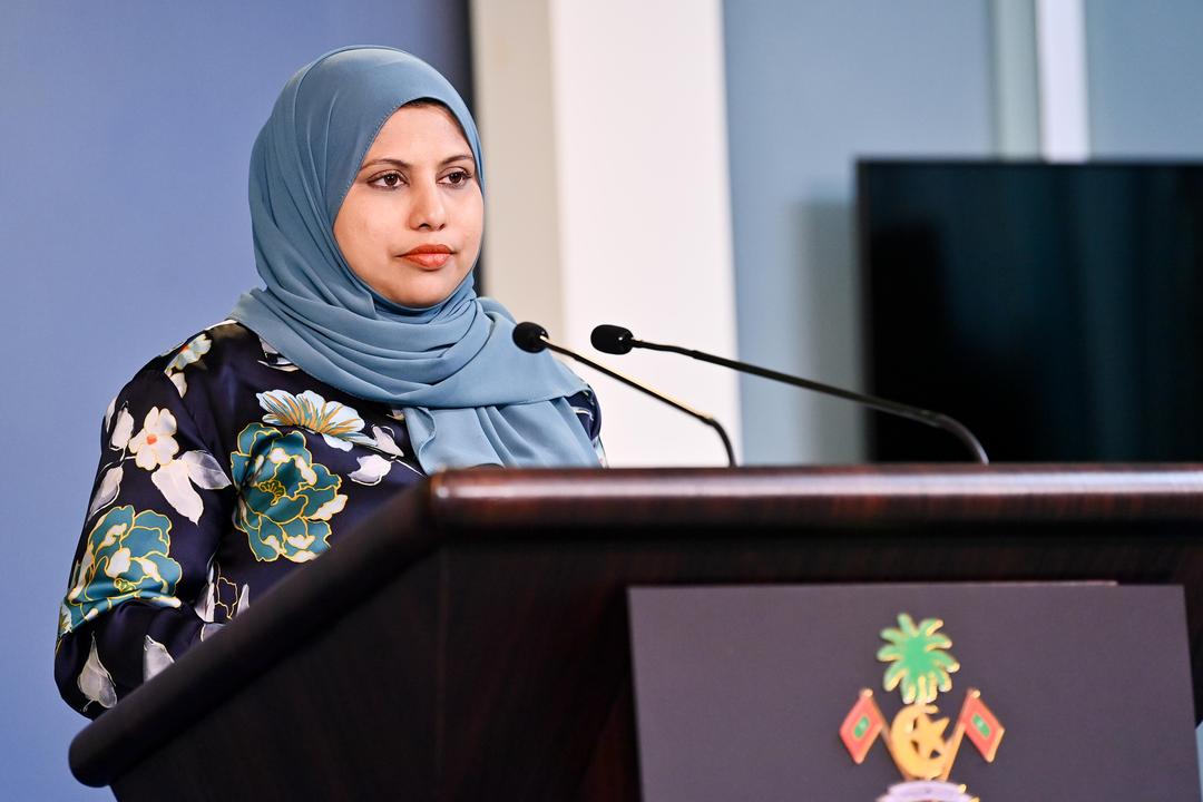 ޓިކްޓޮކް އާއި ޓްވިޓާ ބްލޮކް ކުރުމަށް ބުނެ ފަތުރަނީ ދޮގު ވާހަކަތަކެއް: ހީނާ