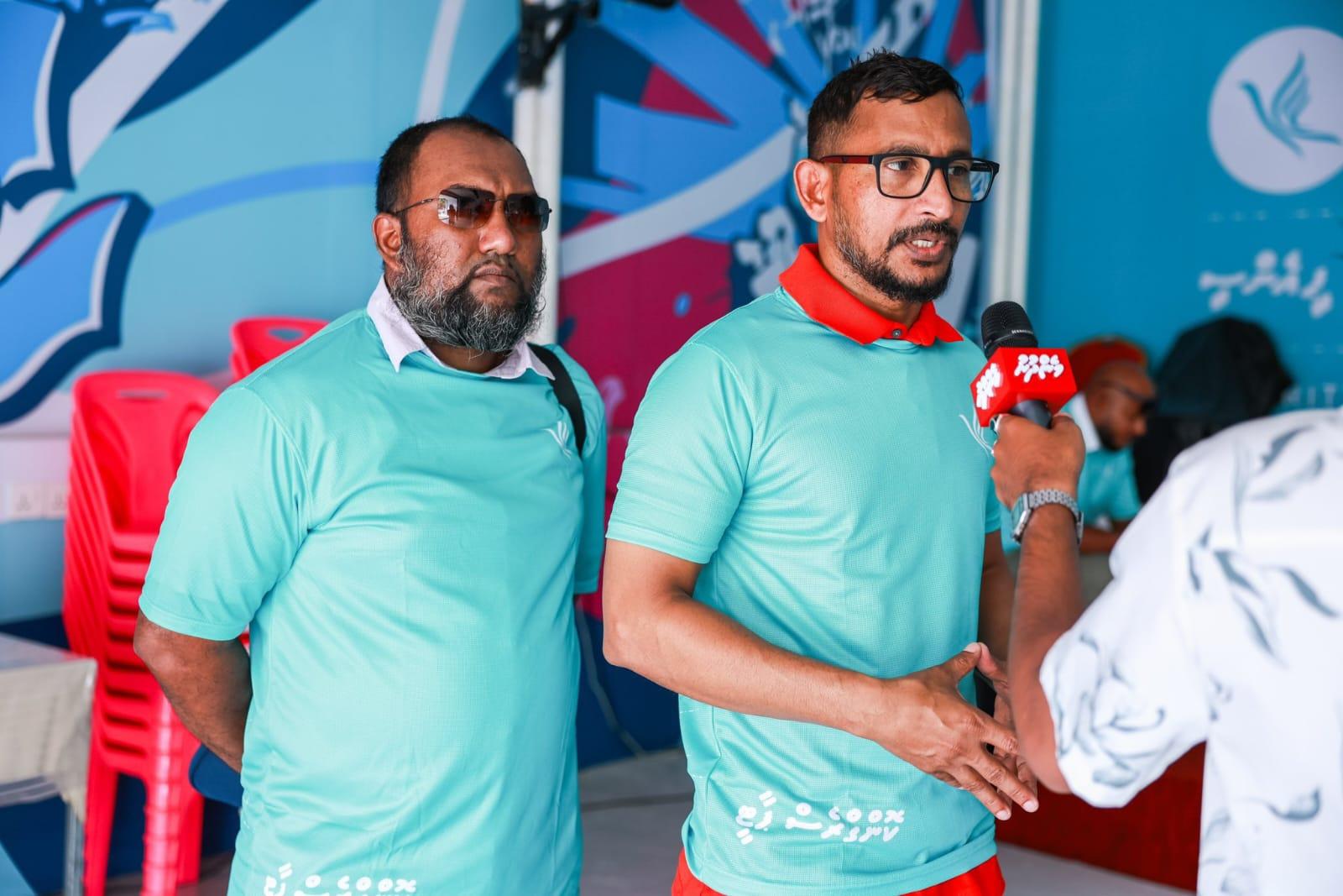 މެމްބަރު ފަލާހު މެނދުރު ޓީވީއަށް އިންޓަވިއު ދެއްވަނީ 
