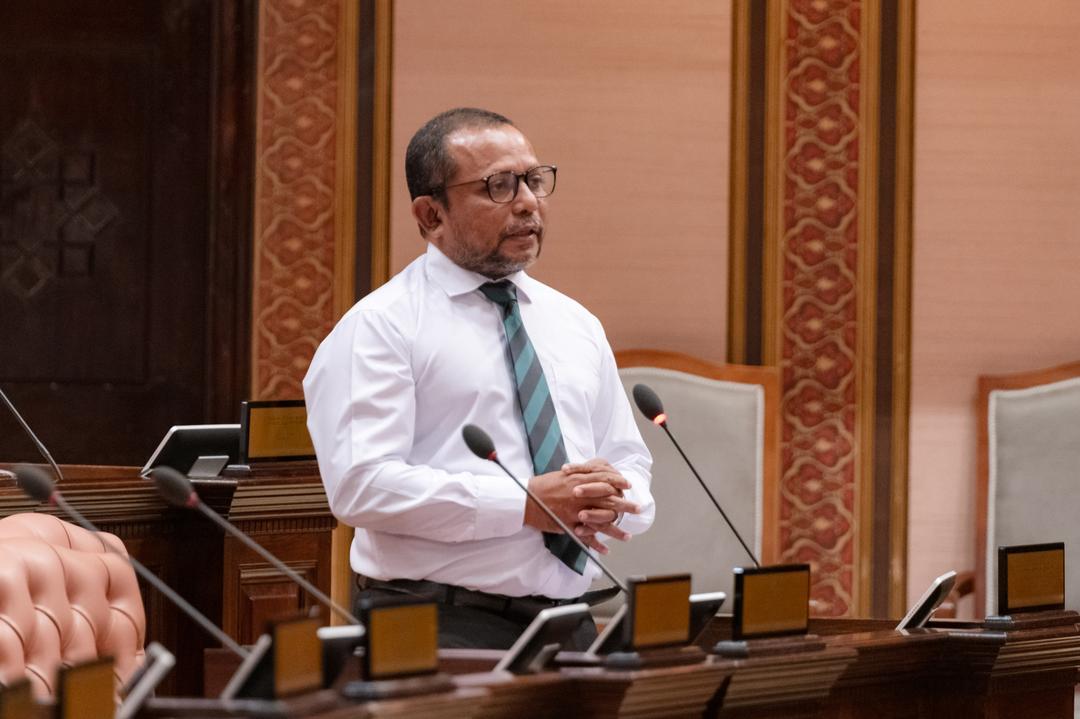 މަގު ހެދިއިރު ބާޒާޒުމަތީ ބައެއްގައި ޕޭމަންޓް ނެތީ ސިޓީ ކައުންސިލުން ހުއްދަ ނުދިނުމުން: މުސްތަފާ