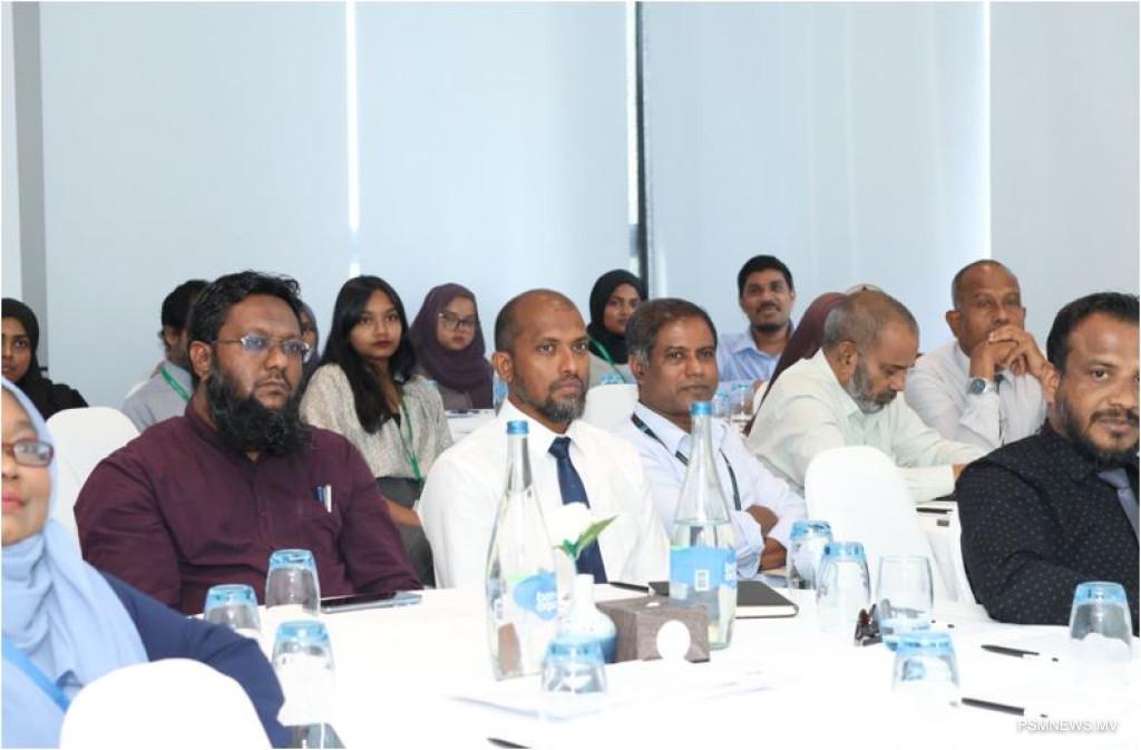 ދުންފަތް ކޮންޓްރޯލް ކުރުމަށް މަދަނީ ޖަމްޢިއްޔާތަކާއެކު މަޝްވަރާތައް ފަށައިފި