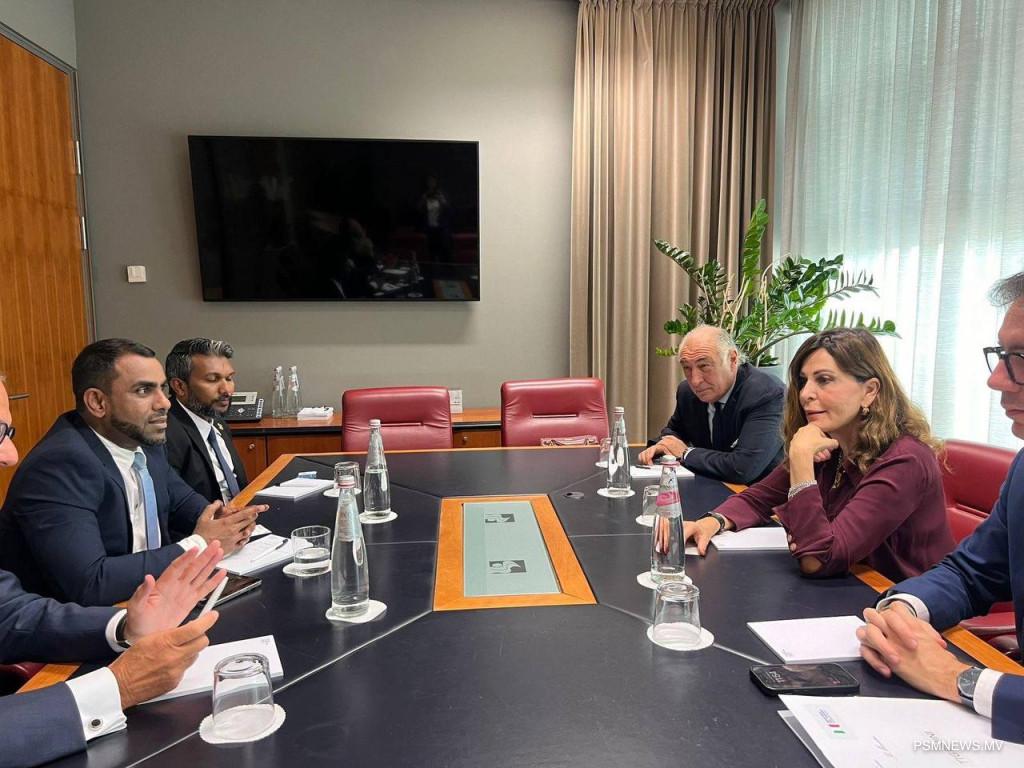 އިޓަލީ ފަތުރުވެރިންގެ އަދަދު އިތުރުކުރުމާ ގުޅޭގޮތުން މަޝްވަރާކޮށްފި 