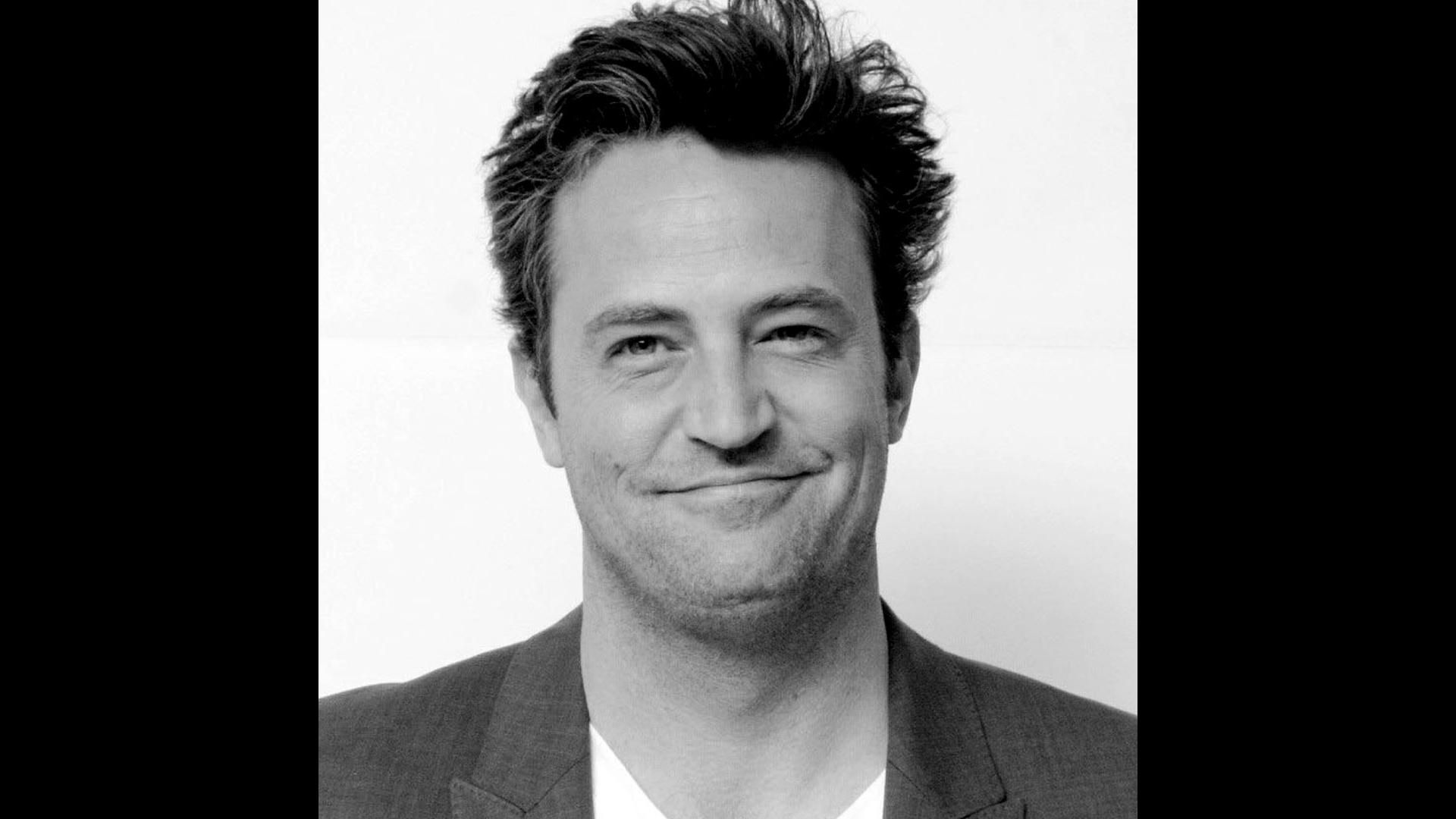  Mathew  Perry