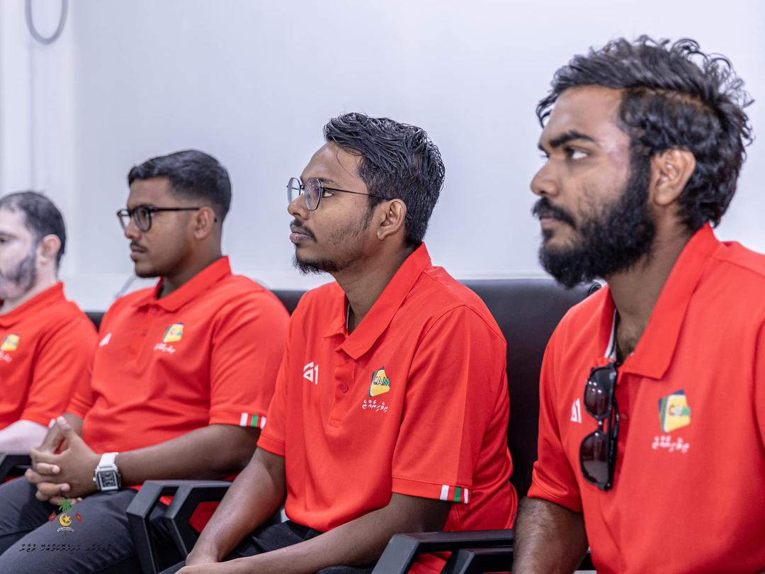 ކެރަމް ވޯލްޑް ކަޕުން ބްރޯންޒް ހޯދި ޓީމު އެނބުރި ރާއްޖެއަށް