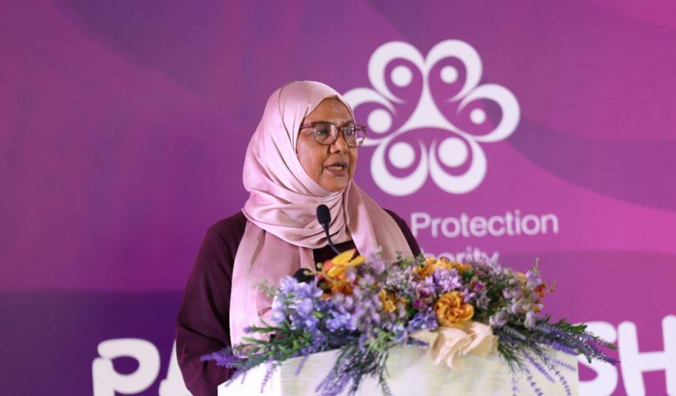 އިޖުތިމާޢީ އަދި ޢާއިލީ ތަރައްޤީއާ ބެހޭ ވަޒީރު ޑރ. ޢައިޝަތު ޝިހާމް