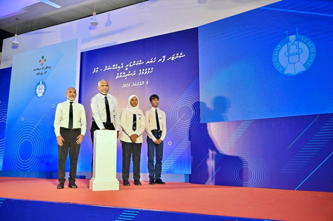 ސީއެޗްއެސްއީގެ މާލެ އިމާރަތް ރަސްމީކޮށް އަލުން ހުޅުވުމުގެ ތެރެއިން -- ފޮޓޯ/ ރައީސް އޮފީސް