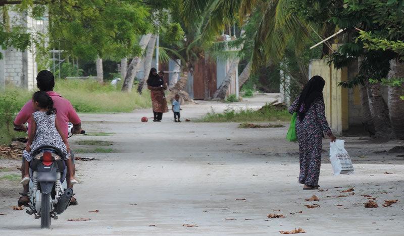 ދަރިންނަށްދޭ ޚަރަދު ބޮޑުކޮށްދޭން އެދެފި 