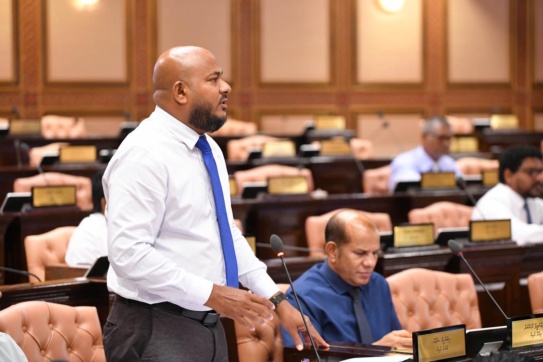 ޖަމީލް ރުޅިއައިސްގެން އުޅެނީ އުއްތަމަ ފަނޑިޔާރު ނުދީގެން: ޝުޖާއު