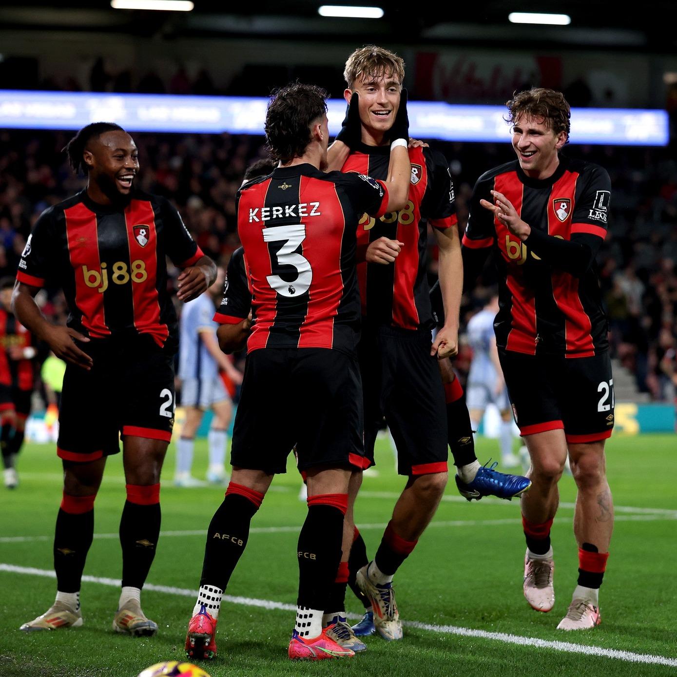 އިނގިރޭސި ޕްރީމިއަރ ލީގު: ޓޮޓްނަމް ޗެރީސް އަތުން ބަލިވެއްޖެ