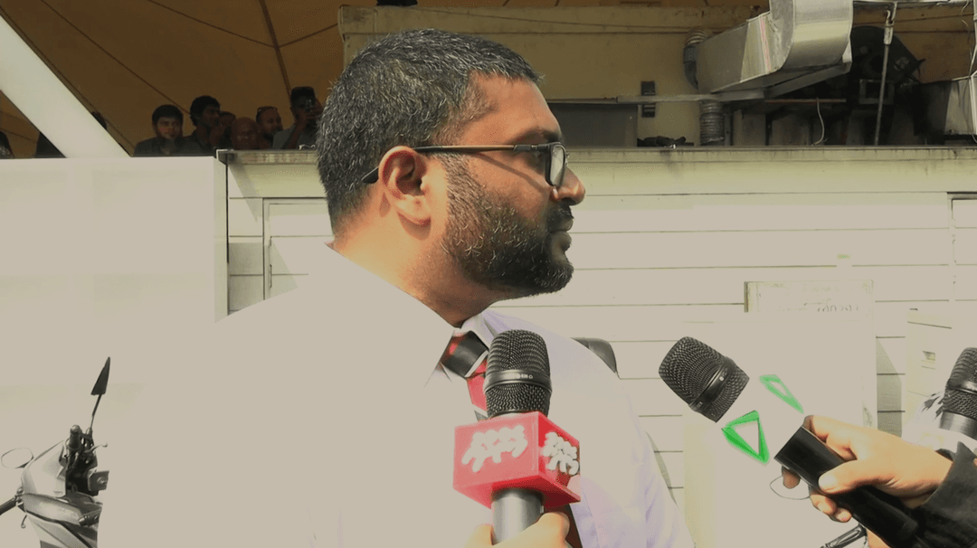 އެންމެ ބޮޑު އިސްކަމެށްދޭނީ ރައްޔިތުންގެ ތަކުލީފު ކުޑަ ކޮށްދިނުމަށް: ވަޒީރު ގައްސާން