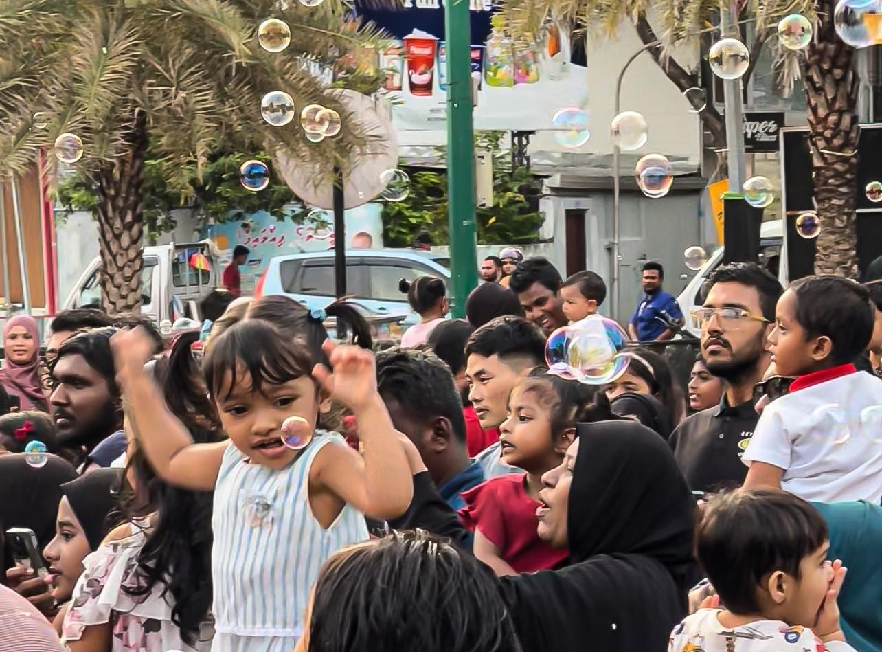 މަސްވެރިންގެ ދުވަސް ފާހަގަކުރުމަށް ބޭއްވި ކުޑަކުދިންގެ ހަވީރު، ފޮޓޯ--/ މެންދުރު އޮންލައިން