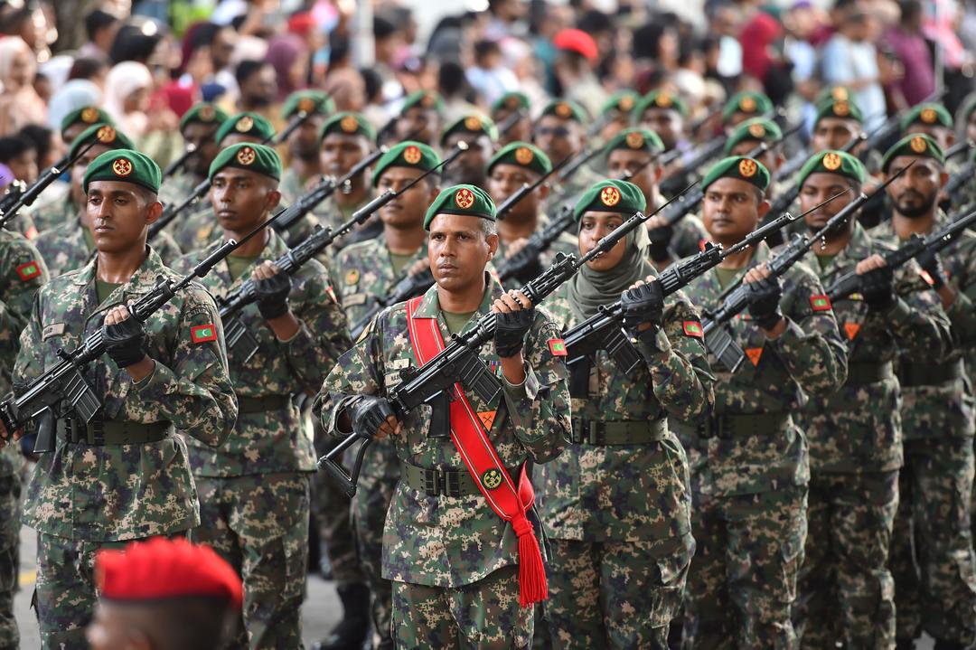 ބަޖެޓު ކުރިވަރަށް ވުރެ އިތުރަށް ސިފައިންނާއި ފުލުހުންނަށް ޚަރަދުކޮށްފި