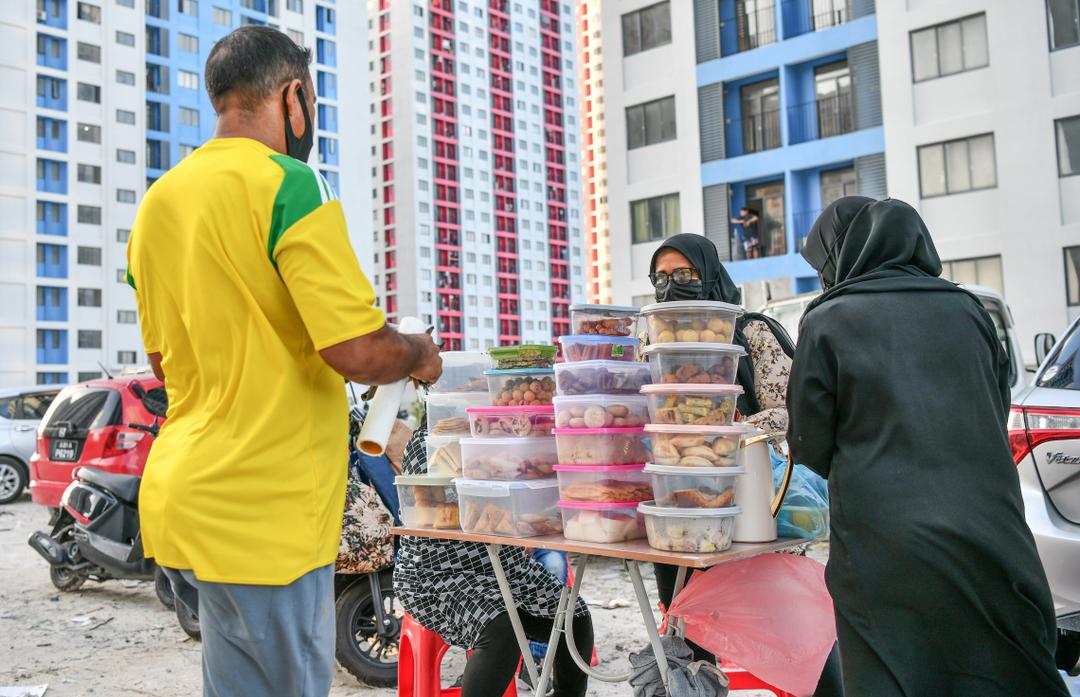 އަމިއްލަ މަސައްކަތް ކުރާ މީހުންގެ ދަފްތަރެއް އެކުލަވާލަނީ