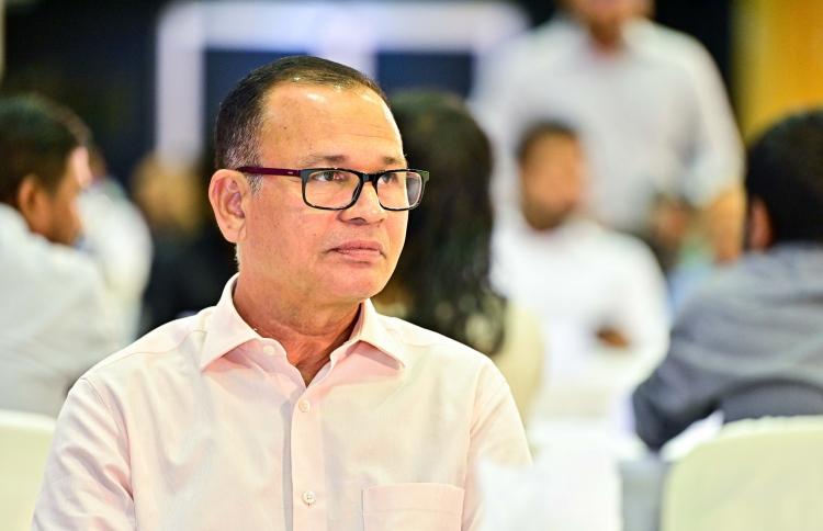 ވަޒީރު އާދަމް ޝަރީފު އުމަރު -- ފޮޓޯ: އިދާރީ ދާއިރާތަކާ ބެހޭ ވުޒާރާ