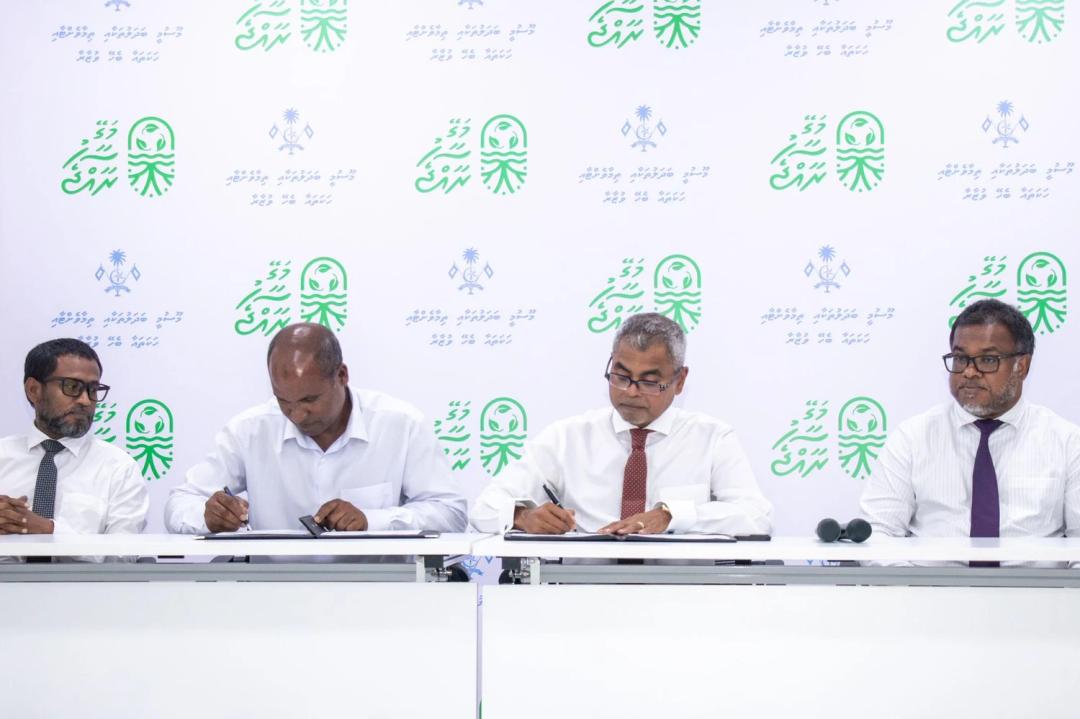 ކުނިމެނޭޖްކުރުމަށް ބޭނުންކުރާ ވަސީލަތްތައް 18 ރަށަކަށް ހަވާލުކޮށްފި