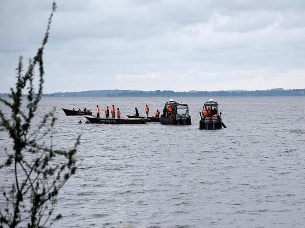 ނައިޖީރިއާގައި ބޯޓެއް ބަންޑުން ޖަހާލައި 40 މީހުން މަރުވެއްޖެ