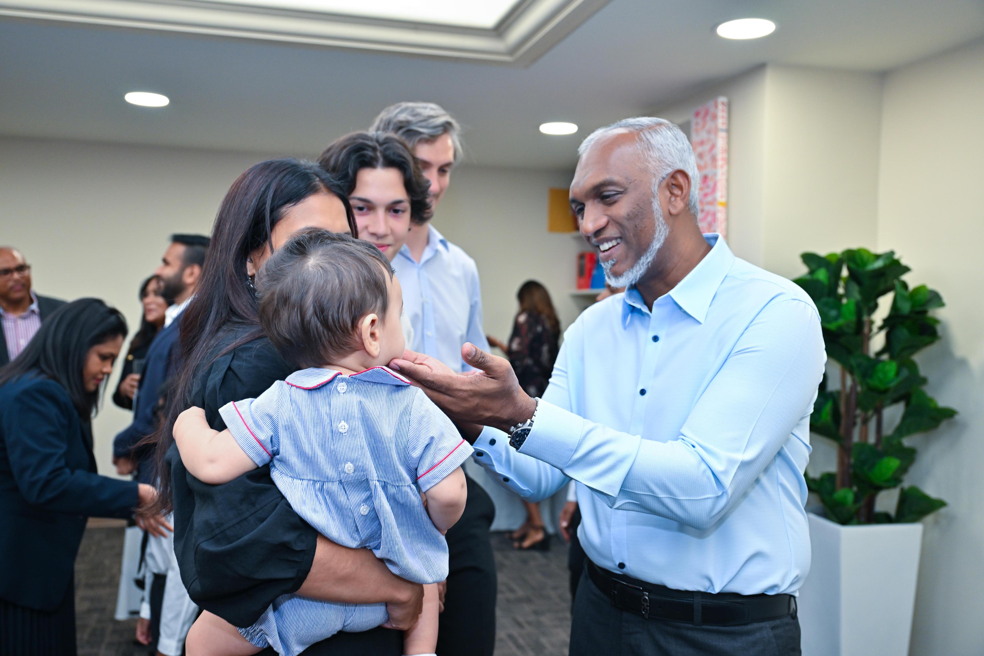 America Raees Muizzu (4).jpg