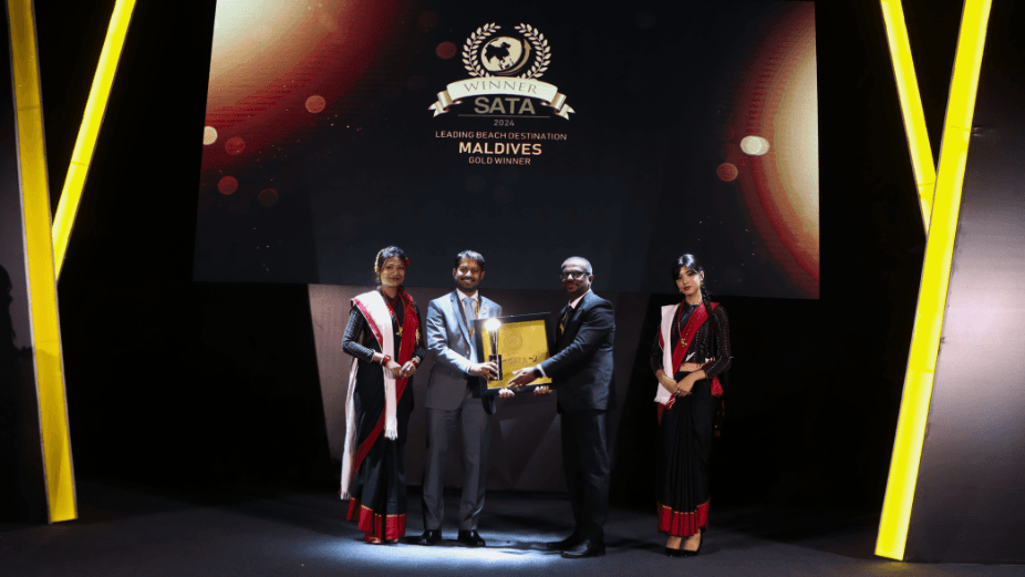  Maldives Receives Awards - Leading Beach Destination SATA Awards 2024- Photo by - Corporate Maldives