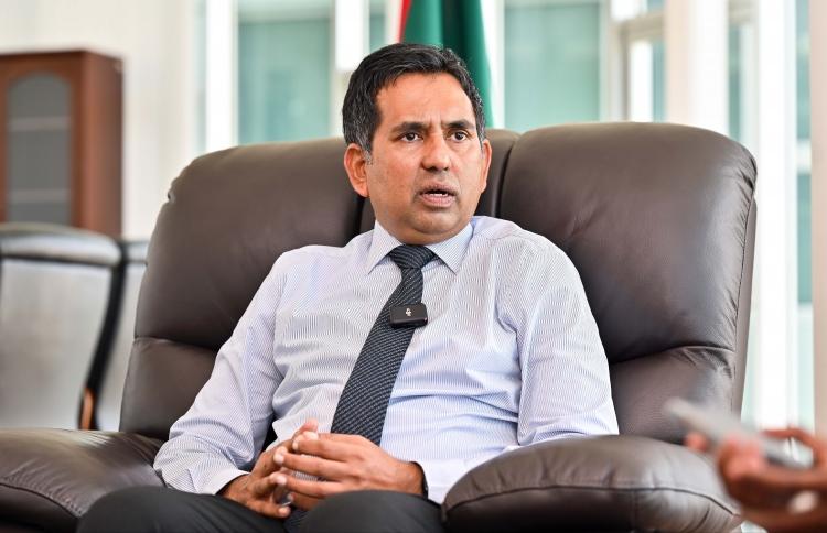 ރާއްޖެއާ ބެހޭ ފިލްމެއް ހަދަން ހޮލީވުޑާއެކު މަސައްކަތް ކުރަނީ