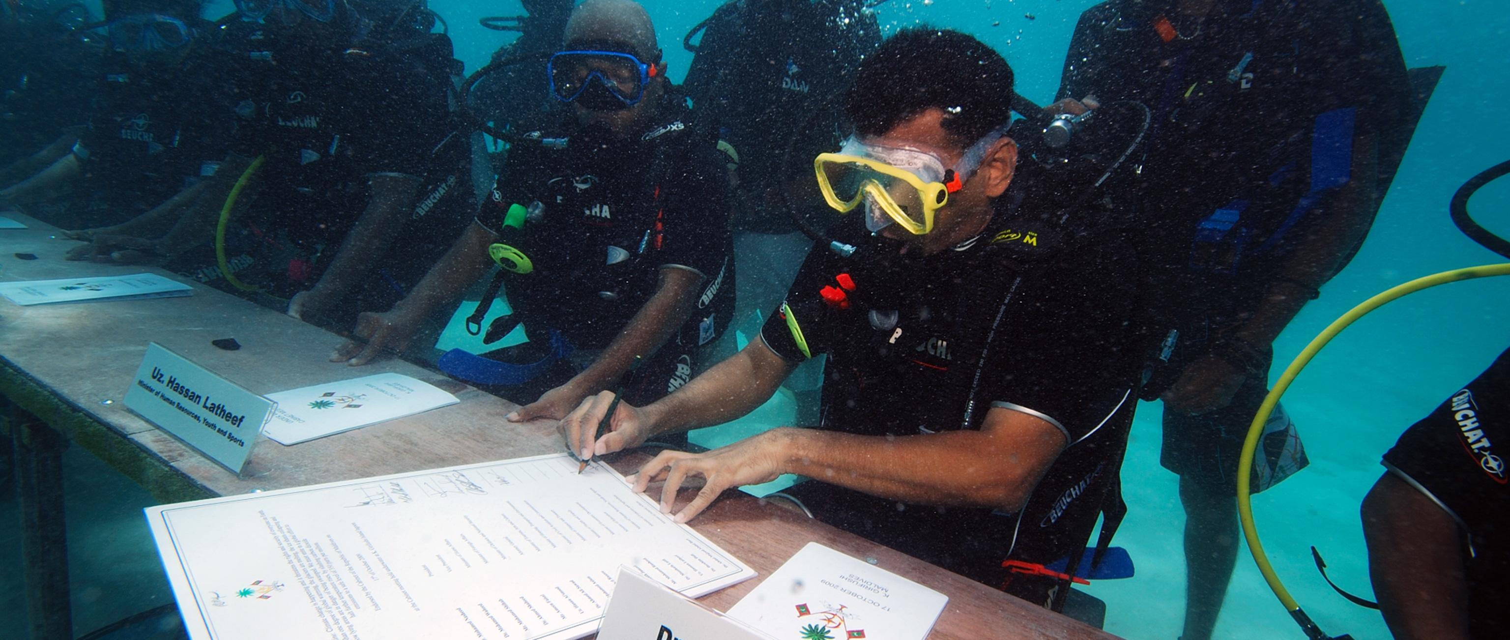 MohamedNasheed.3072x1302.jpg