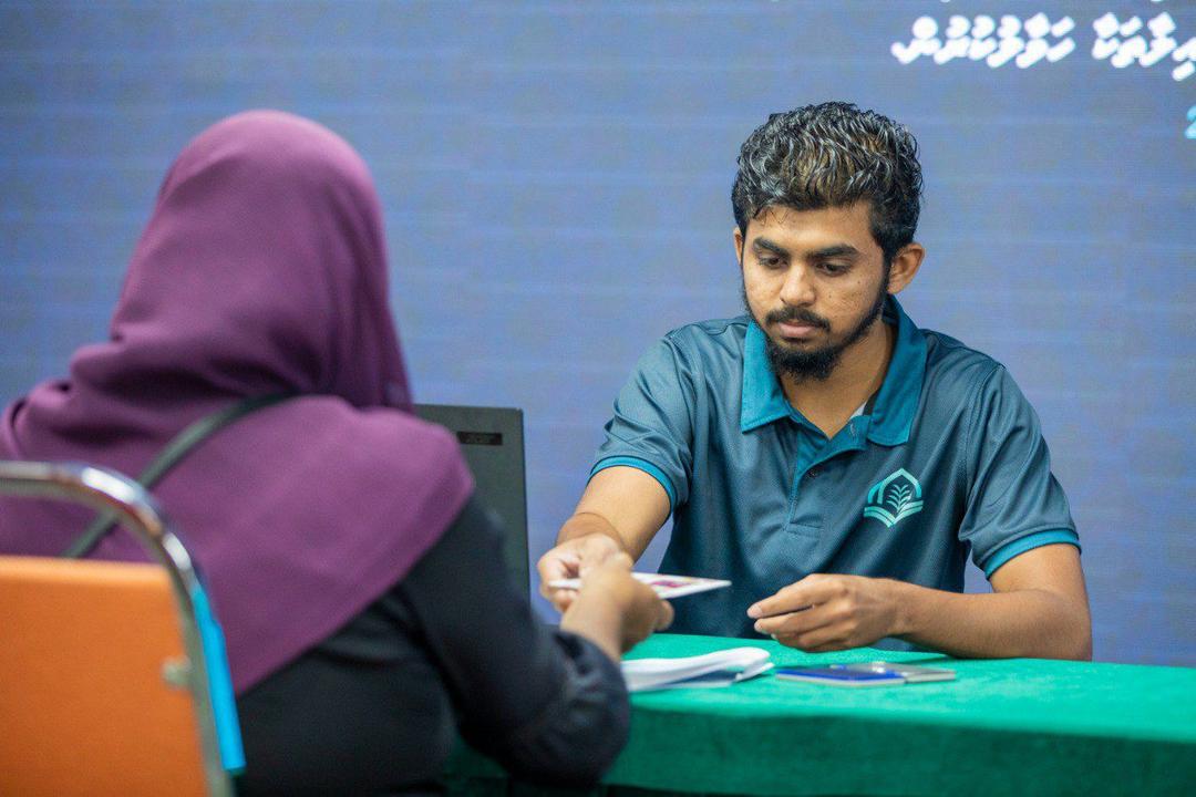 މުދަލުގެ ޒަކާތުގެ ގޮތުގައި ބޮލަކަށް 4000 ރުފިޔާ 