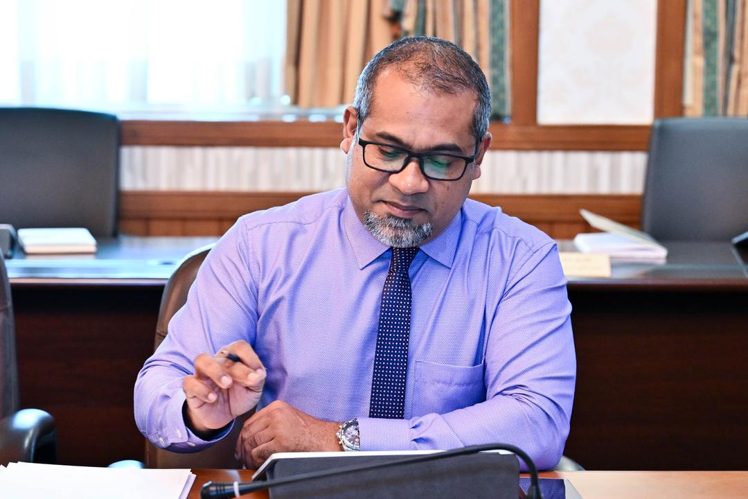 ވަޒީރު ދެއްވީ މި ސަރުކާރުން ޝަރުޢީ ދާއިރާއަށް ނުފޫޒު ނުފޯރުވާނެ ކަމުގެ ޔަޤީންކަން