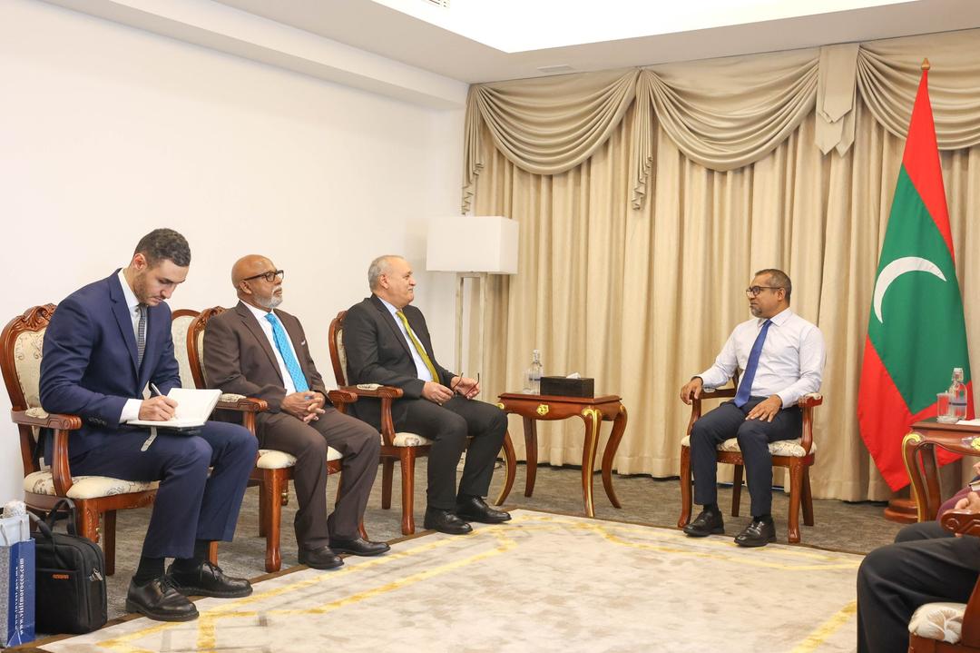 ރާއްޖެ އާއި މޮރޮކޯއާ ދެމެދު ޚާރިޖީ ގުޅުން އިތުރަށް ވަރުގަދަ ކުރަން މަޝްވަރާކޮށްފި