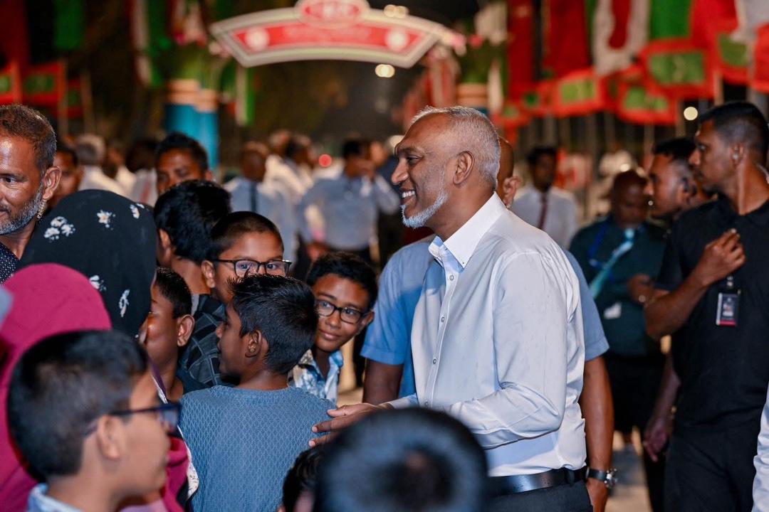 މި އަހަރުގެ ފިތުރު ޢީދުގައި ވެސް ރައީސްގެ ދެކަނބަލުން ޢީދު ސަލާން ކުރައްވާނެ