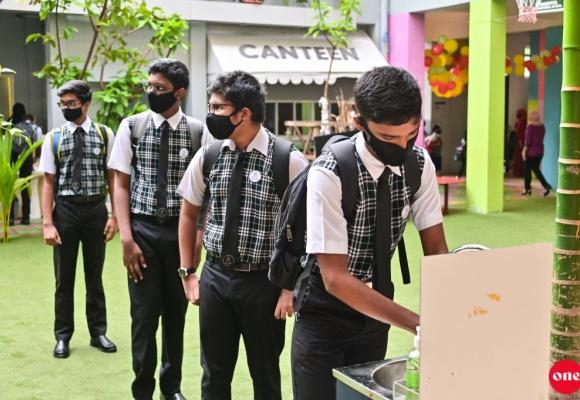 ދެވަނަ ޓާމް ޗުއްޓީއަށް ފަހު މިއަދު ސްކޫލްތަކުގައި ކިޔެވުން ފަށައިފި