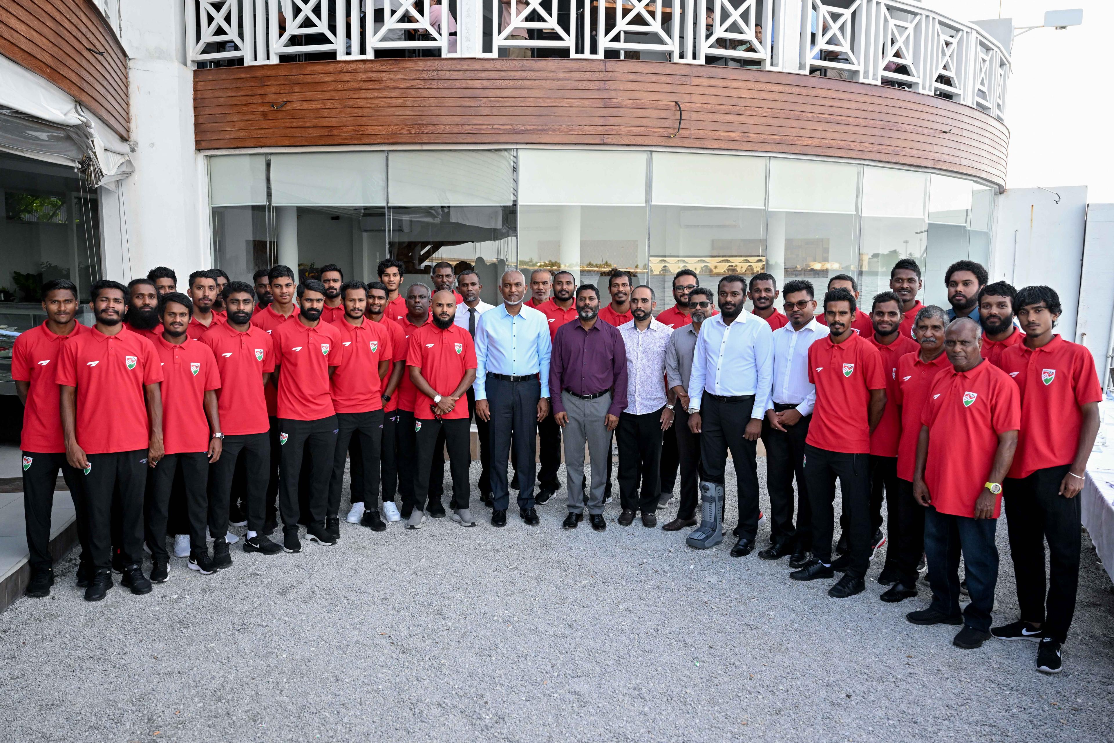ފުޓުބޯޅަ ކުރިއެރުވުމަށް ސަރުކާރުގެ ފުރިހަމަ އެހީތެރިކަމާއި އެއްބާރުލުން ލިބޭނެ: ރައީސް  