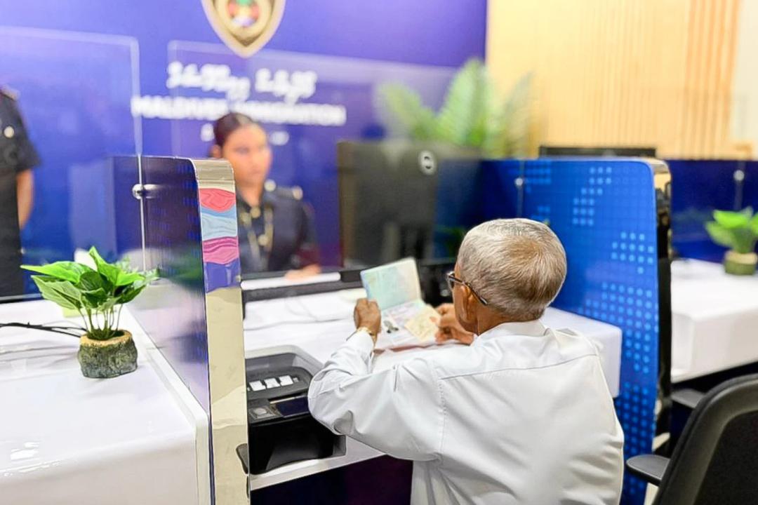 ތުލުސްދޫގައި ޕާސްޕޯޓުގެ ޚިދުމަތް ފަށައިފި