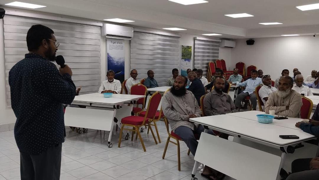 ފުވައްމުލަކުގައި އިމާމުންނާއި ޒުވާން ޚަތީބުން ތާޒާކުރުމުގެ ޕްރޮގްރާމެއް ފަށައިފި