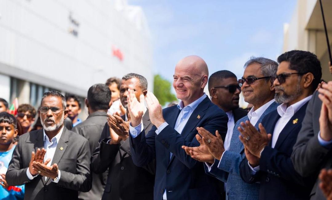 ފީފާގެ ރައީސް  ރަސްމީ ދަތުރެއްގައި ރާއްޖެ ވަޑައިގެންފި