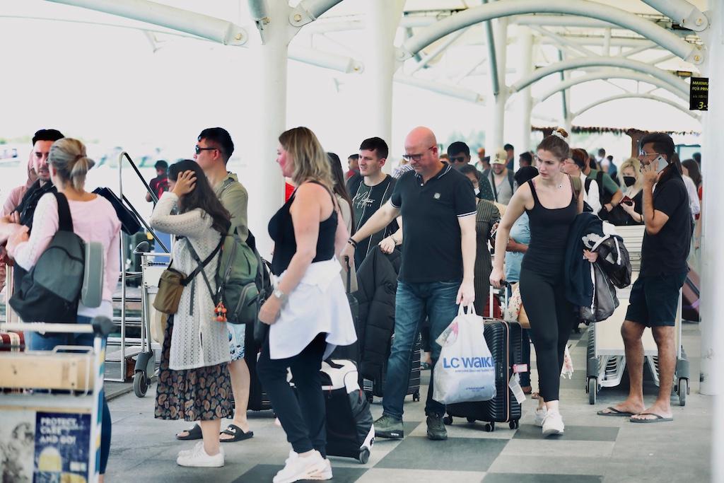 ސެޕްޓެންބަރު މަހު ރާއްޖެއަށް އައި ފަތުރުވެރިންގެ އަދަދު އިތުރުވެއްޖެ