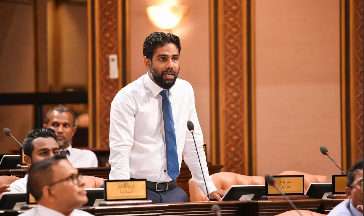 މަޖިލީހުގެ މެންބަރުންގެ ތެރެއިން ޖޭއެސްސީއަށް ޙުސްނީ މުބާރިކް