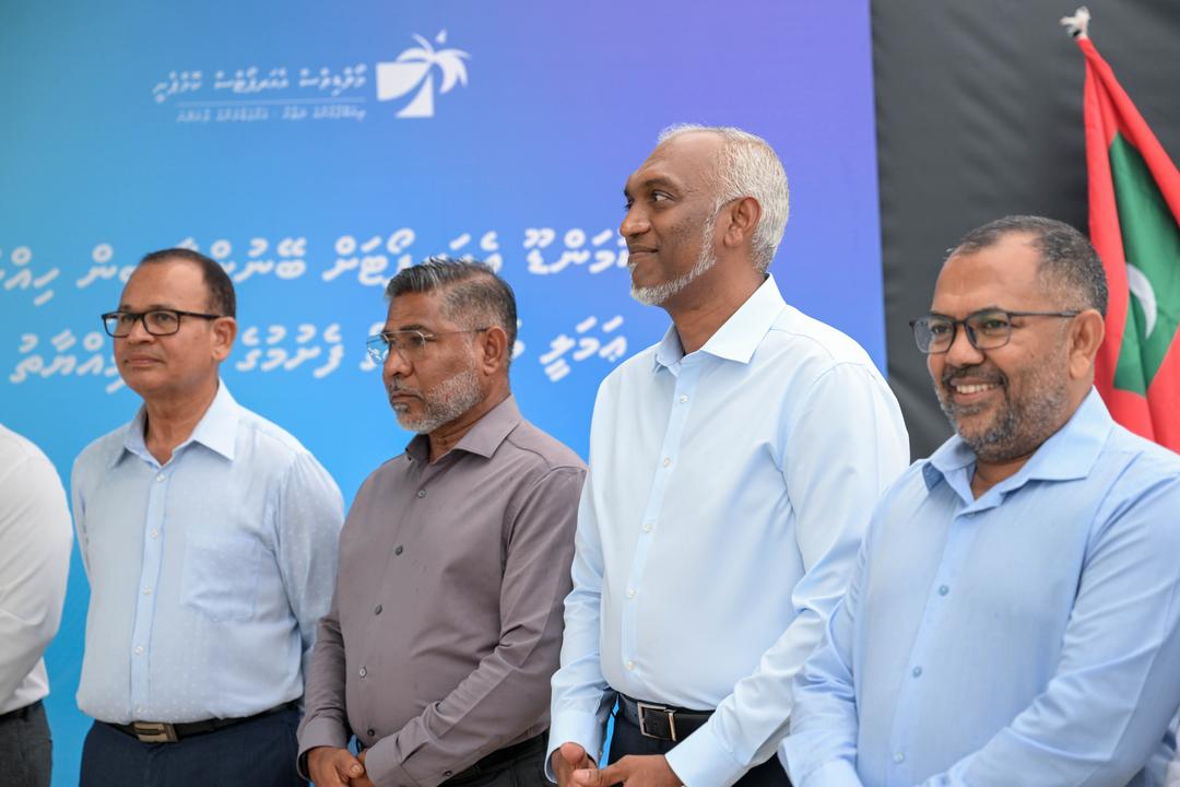 ކޮމަންޑޫގެ ބިންހިއްކުމާއި އެއަރޕޯޓް ތަރައްޤީކޮށް އޮޕަރޭޓް ކުރަން އެމްއޭސީއެލަށް