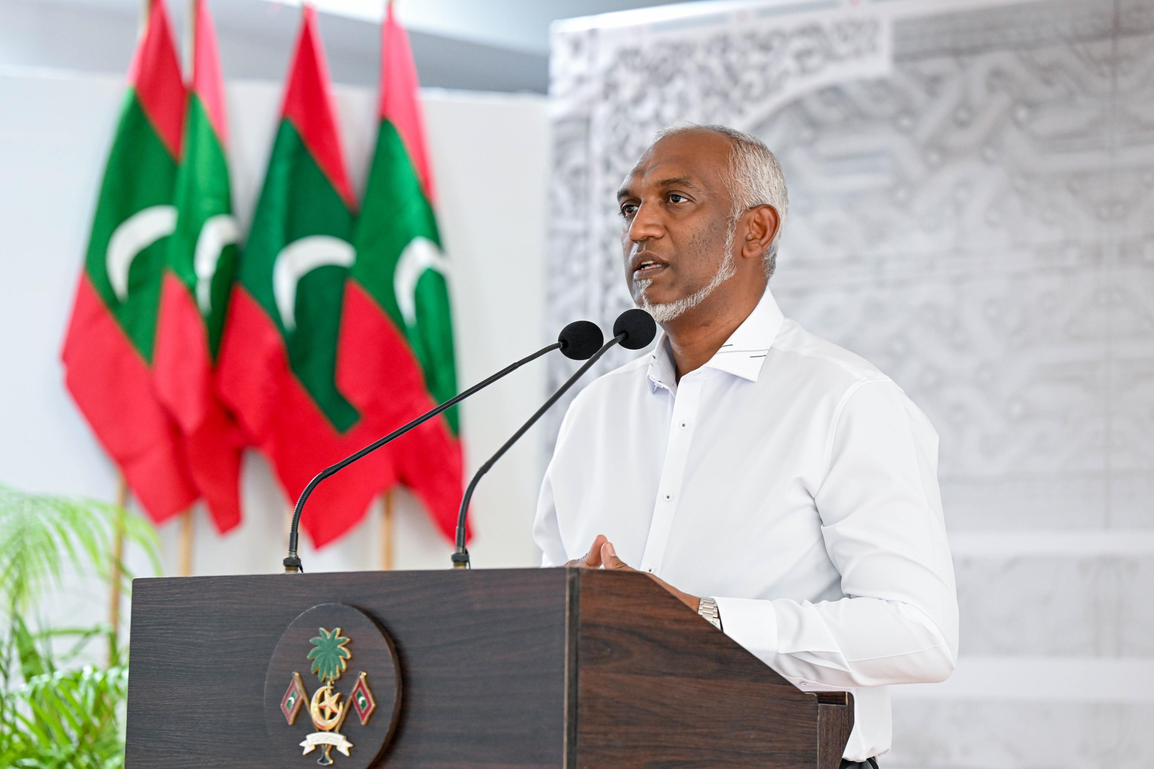 އަތޮޅު ކައުންސިލްތައް އުވާލުމުން ރަށު ކައުންސިލަށް ދޭ ގްރާންޓް ނިސްބަތުން ބޮޑުވާނެ: ރައީސް 