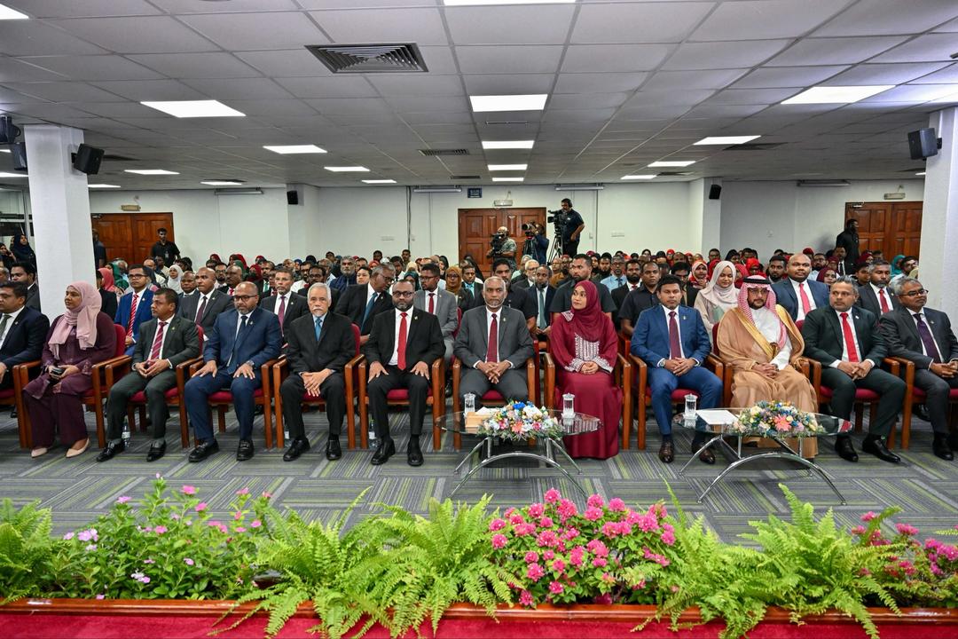 ދިވެހިންގެ ކުރީގެ ރިވެތި އާދަތައް އަނބުރާ ގެންނަންޖެހޭ: ރައީސް