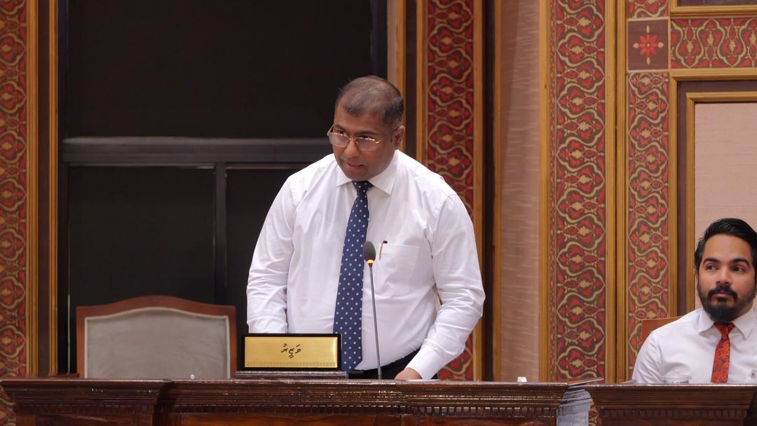 ގައުމީ ދާރުލްއާސާރުގައިވާ އެއްވެސް ތަރިކައެއް ނައްތާލާފައެއް ނުވާނެ: ވަޒީރު އާދަމް ނަޞީރު