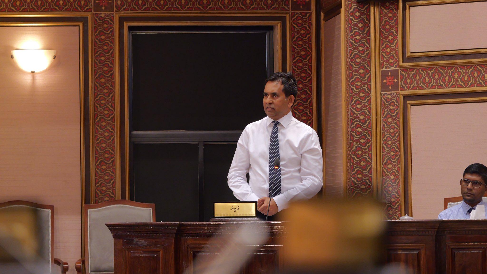 މި ސަރުކާރުން ފައިސާ ޗާޕެއް ނުކުރާނެ: ވަޒީރު ސައީދު 
