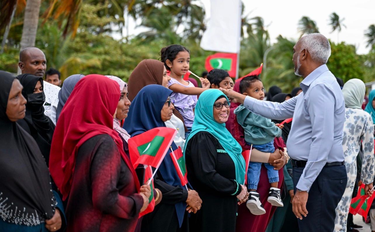 ހެޔޮ ވެރިއެއްގެ އޯގާތެރިކަން، އެކަނިވެރި މައިންގެ އެލަވަންސް ބޮޑުކުރަނީ