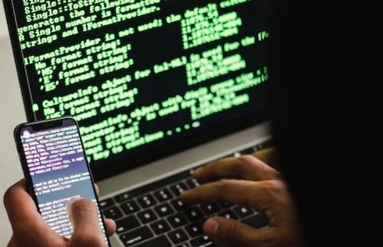 ސްކޭމްގެ މައްސަލަތަކުގައި މިދިޔަ މަހު 1.3 މިލިއަން ރުފިޔާ ގެއްލުނު