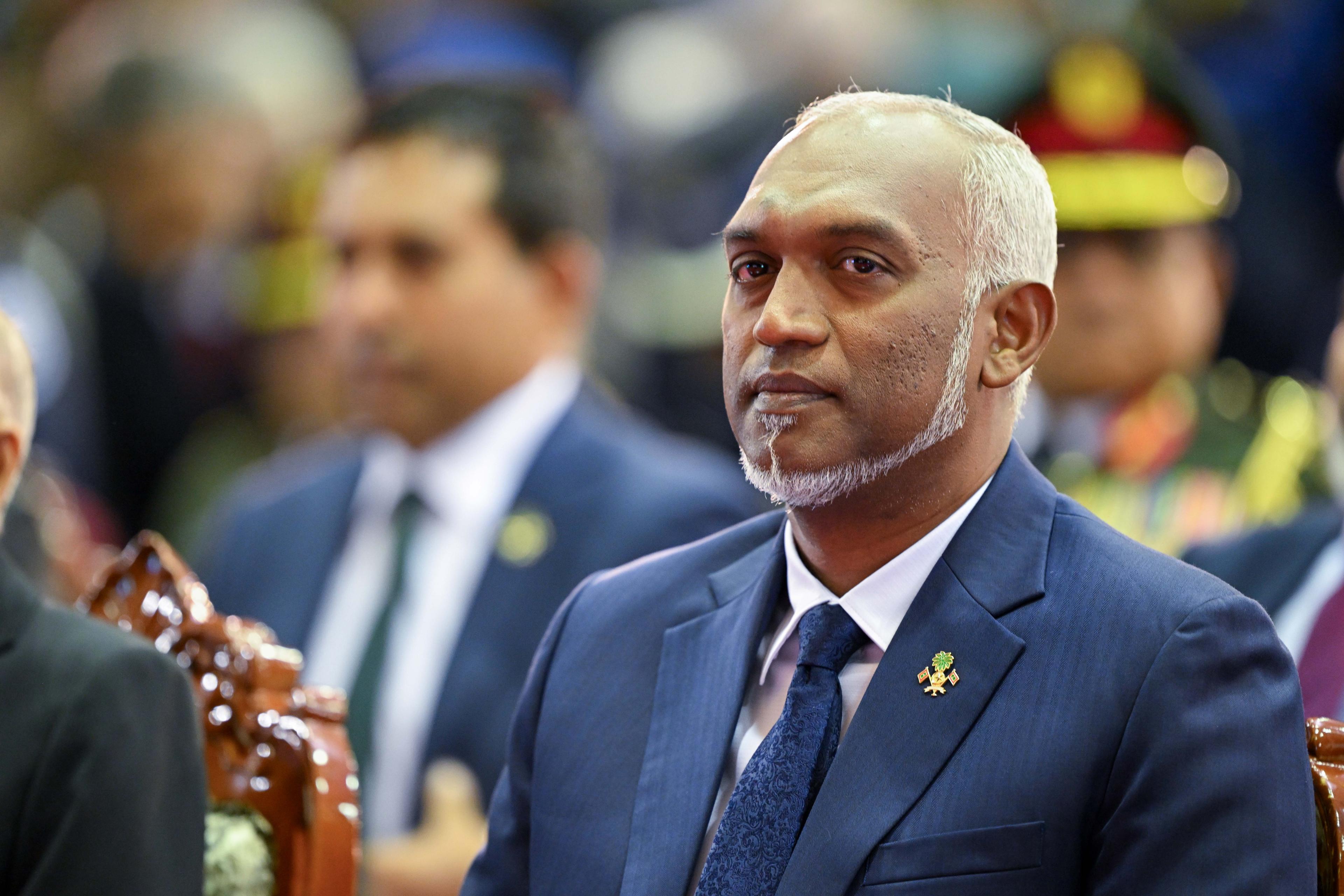 ''ޤައުމަށްޓަކައި ޤުރްބާންވުމަކީ ޔުނީފޯމު އަޅައިގެން އެކަނި ކުރެވެން އޮތް ކަމެއްނޫން''