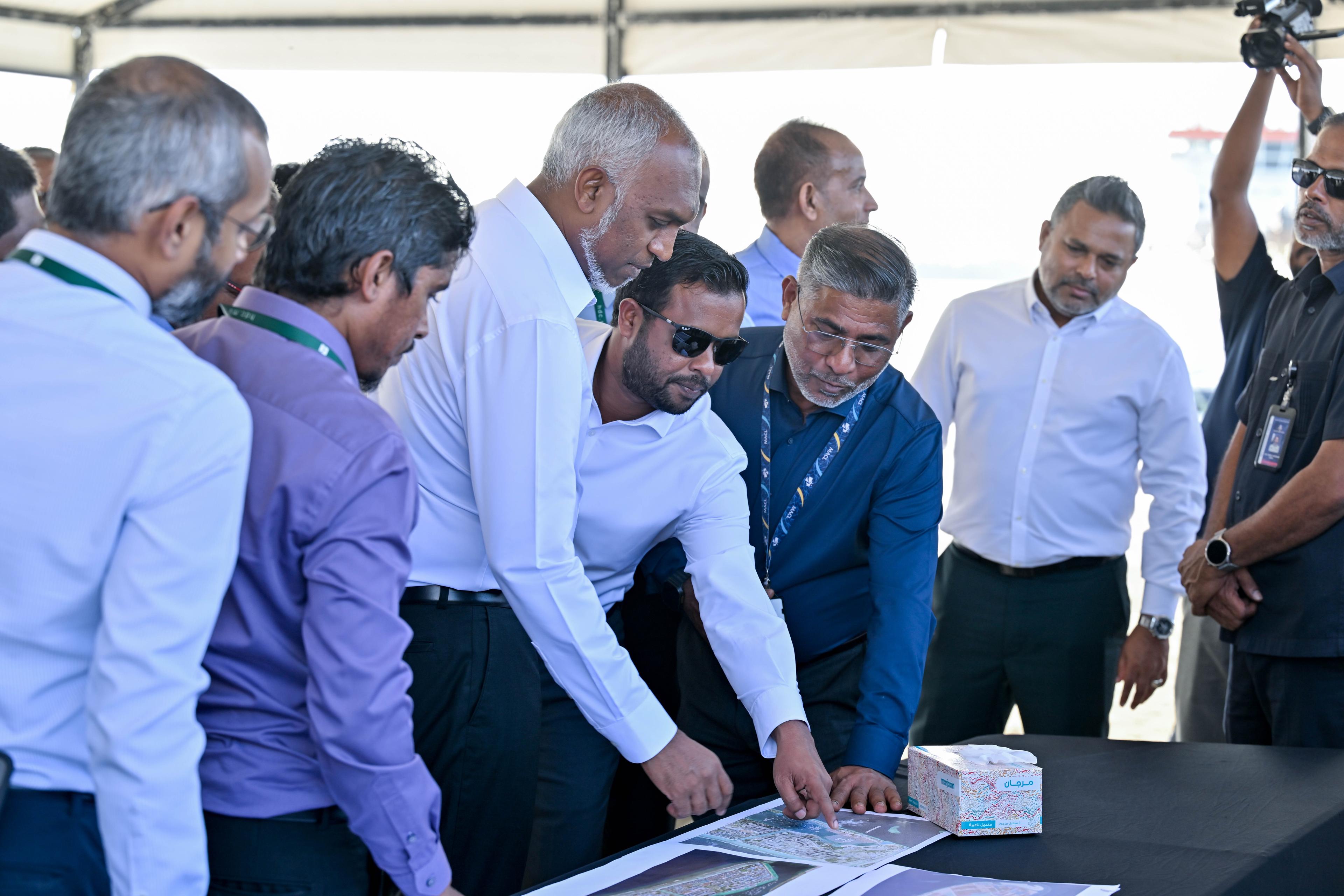 ރައީސް، ފޭސް 3 ގެ ބިން ހިއްކުމުގެ މަސައްކަތް ކުރިއަށްދާގޮތް ބައްލަވާލައްވައިފި