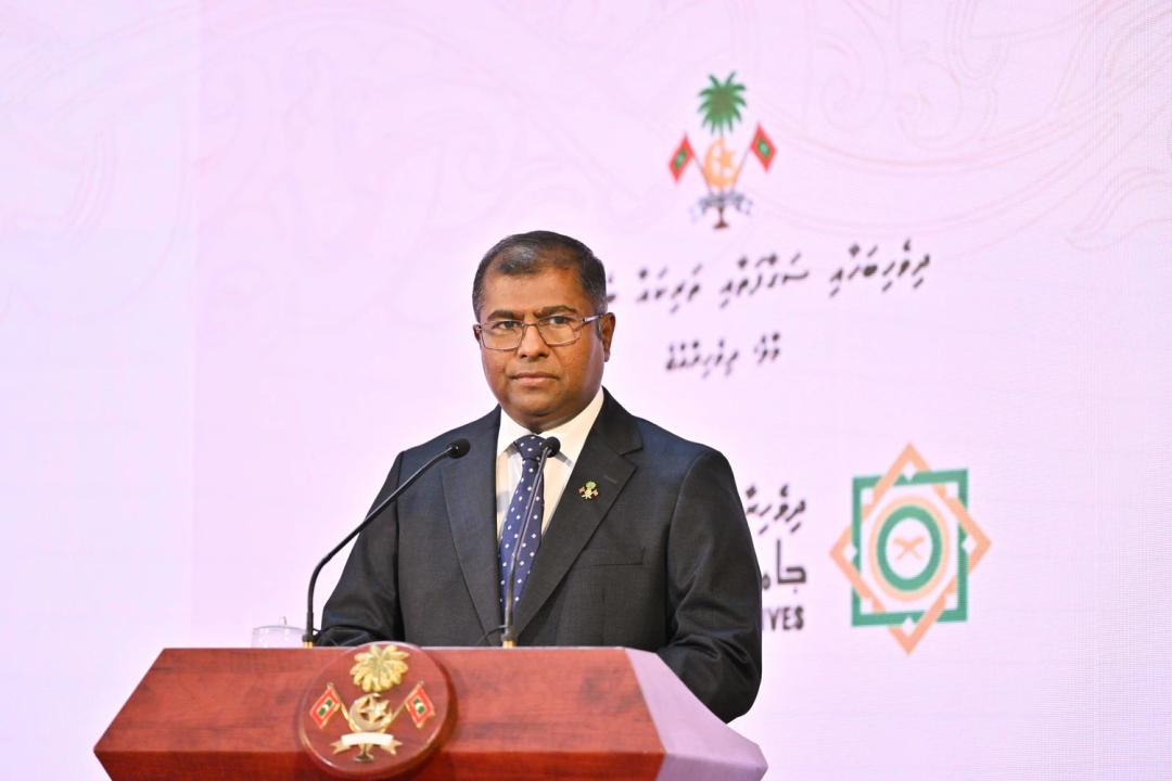  ސިގްނެޗަރ ރިސަރޗް ސްކޮލަރޝިޕަކީ ޤައުމީ މަޝްރޫޢާ ގުޅިފައިވާ އިންގިލާބީ މަސައްކަތެއް: ވަޒީރު އާދަމް ނަޞީރު