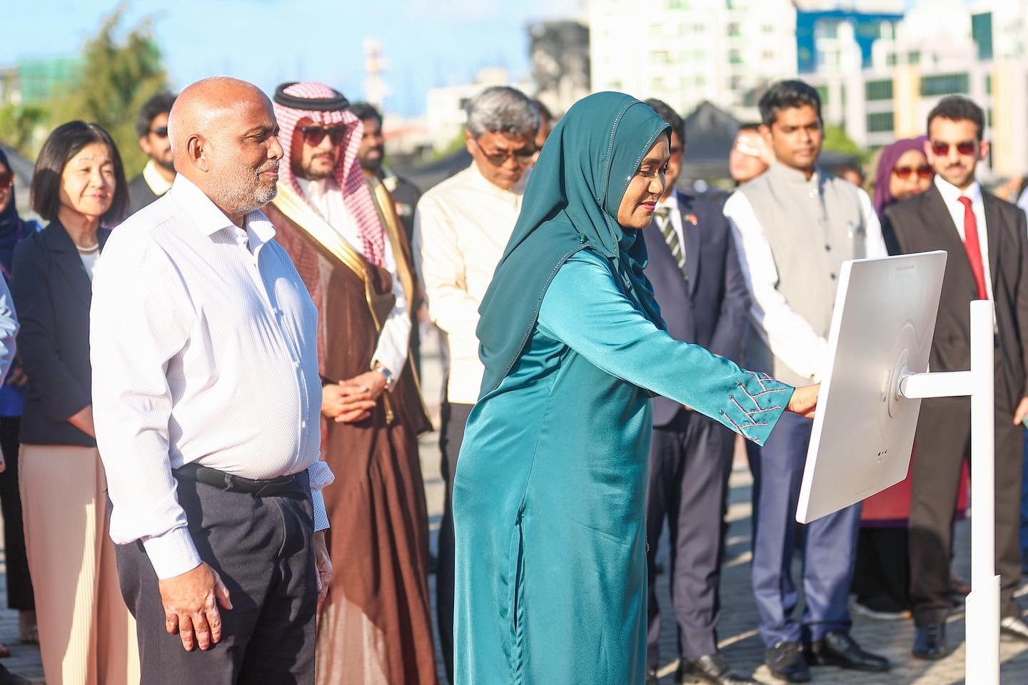 ތިން ދުވަހަށް ދެމިގެންދާ "ވަރަ އެކްސްޕޯ" ފަށައިފި