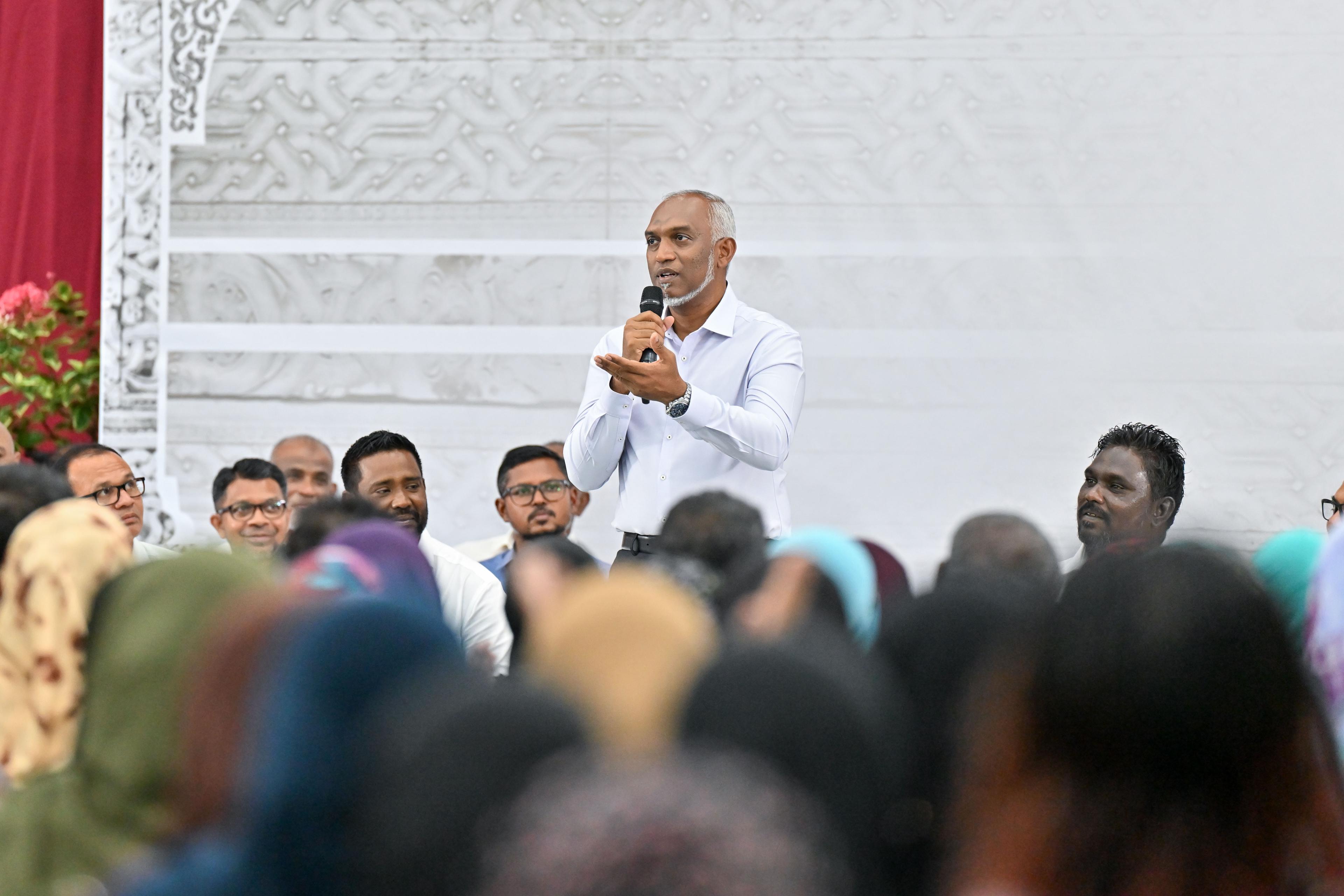 ވިލިމާލޭގައި އިންޑޯ ސްޕޯޓްސް ކޮމްޕްލެކްސްއެއް، ފުޓްބޯޅަ ދަނޑު ފީފާ ސްޓޭންޑަޑަށް