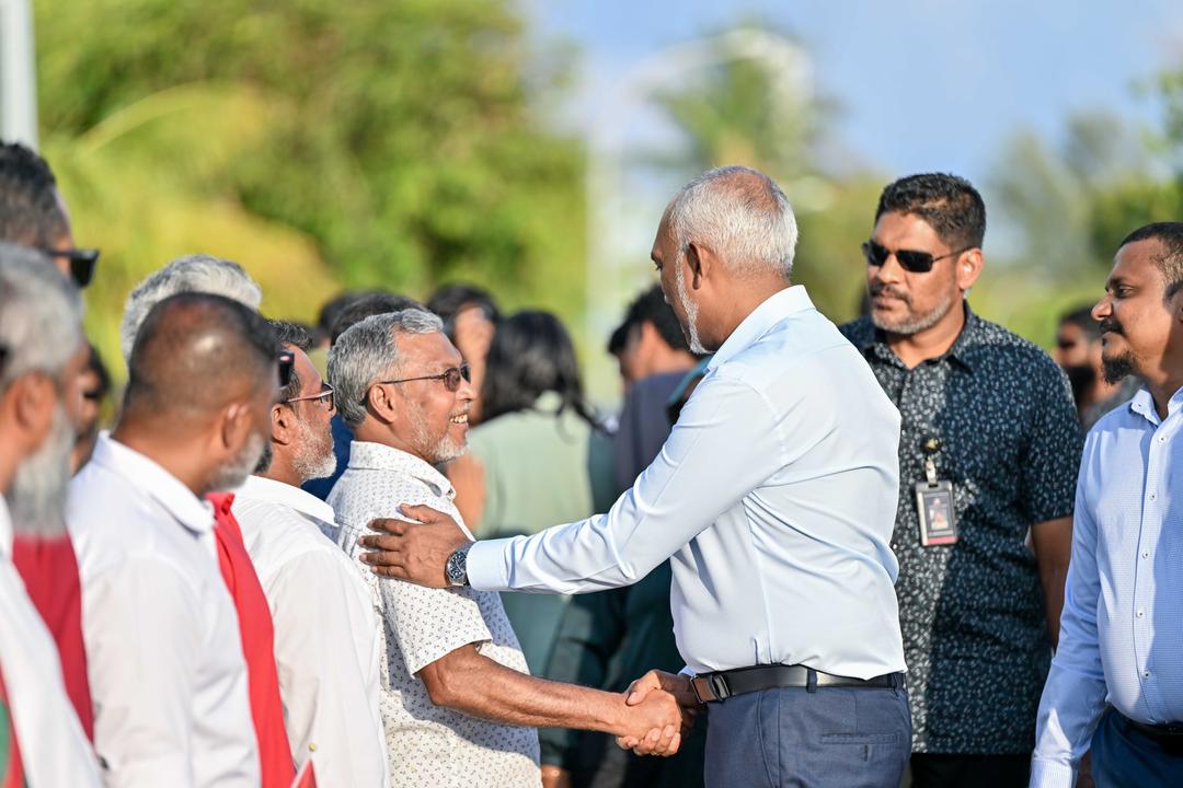''މުސާރަ ބޮޑުކުރީ ބޮޑު ދިރާސާއަކަށްފަހު، ބާކީ ހުރި ދާއިރާތަކުގެ މުވައްޒަފުންނަށް އަންނަ އަހަރު މުސާރަ ބޮޑުވާނެ''