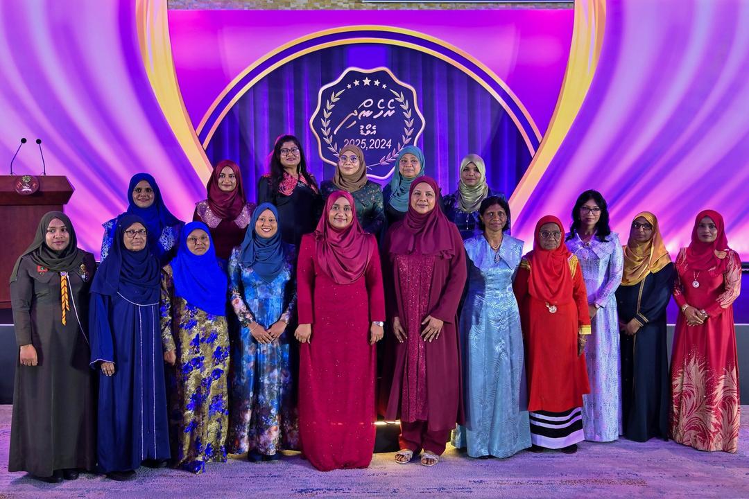 މި އަހަރު ރެހެންދި އެވޯޑު 15 ކަނބަލަކަށް