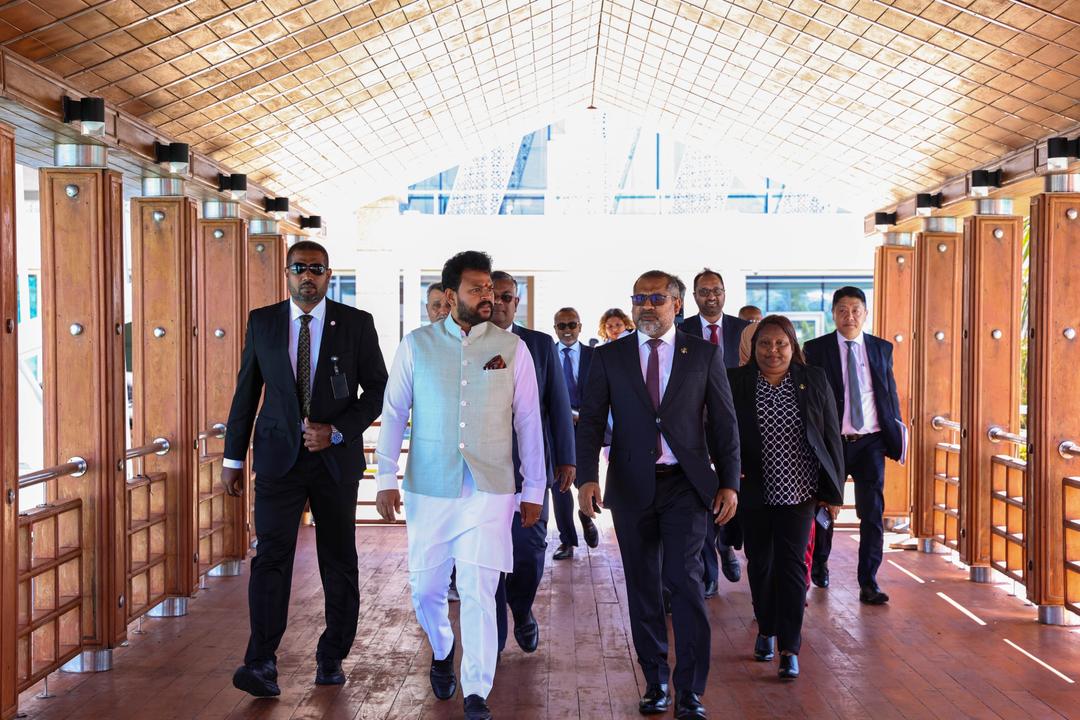 ހަނިމާދޫ އެއަރޕޯޓު ހުޅުވުމުގެ ރަސްމިއްޔާތަށް މޯދީގެ ޚާއްސަ މަންދޫބެއް