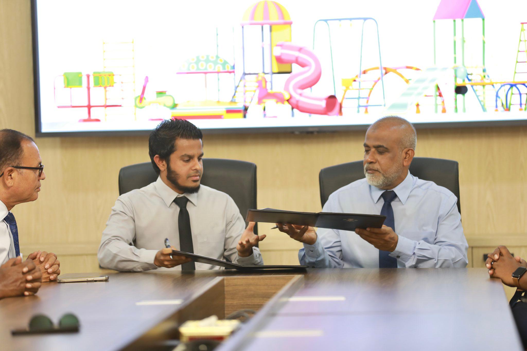 32 ރަށެއްގައި ޕާކު ހެދުމުގެ މަސައްކަތް މިނިސްޓްރީން އެޗްޑީސީއާ ހަވާލުކޮށްފި